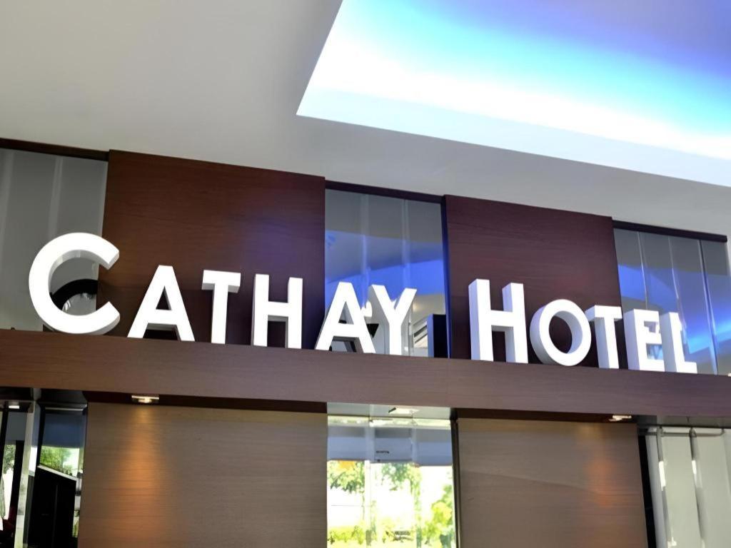 Cathay Hotel Кота-Кинабалу Экстерьер фото