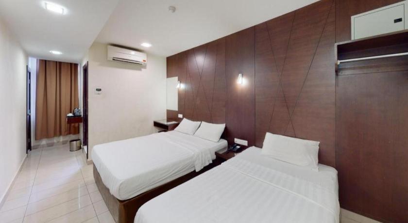 Cathay Hotel Кота-Кинабалу Экстерьер фото