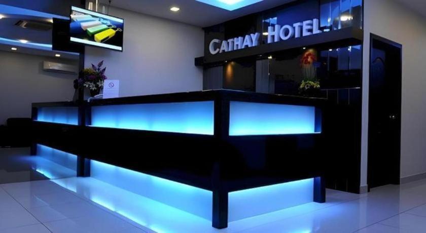 Cathay Hotel Кота-Кинабалу Экстерьер фото